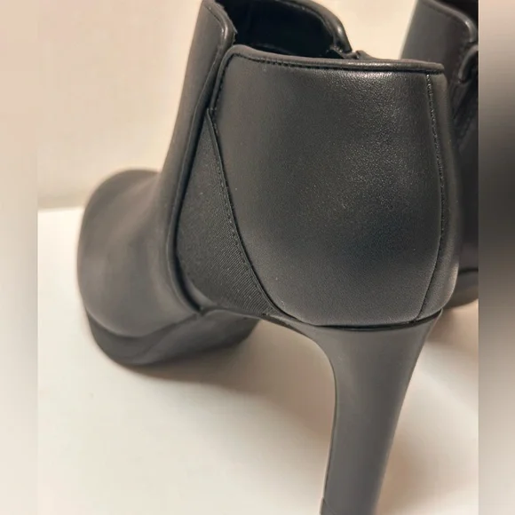 Clarks Ambyr Step Platform Boots Leather Ankle High Heel Boots~ 6.5 - Picture 6 of 7